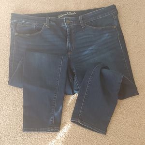 Universal Thread Dark Wash Jeans (P3)